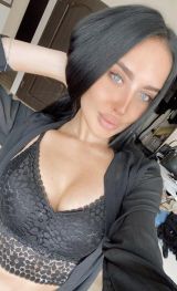 Миниатюра Индивидуалка Луиза Фестивальный Фотография 