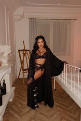 Миниатюра Индивидуалка Залира Центральный Фотография 