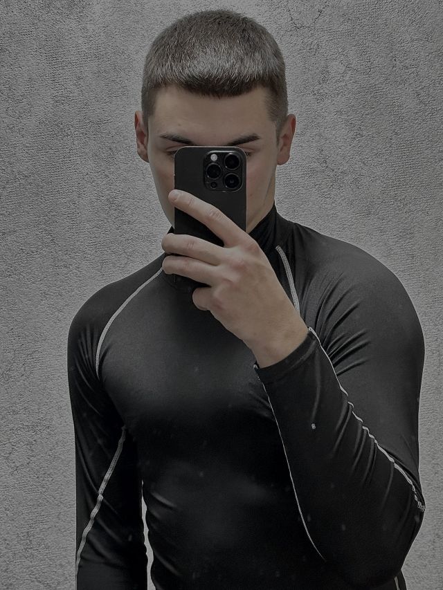 Мужчина Макс ККБ Фотография 