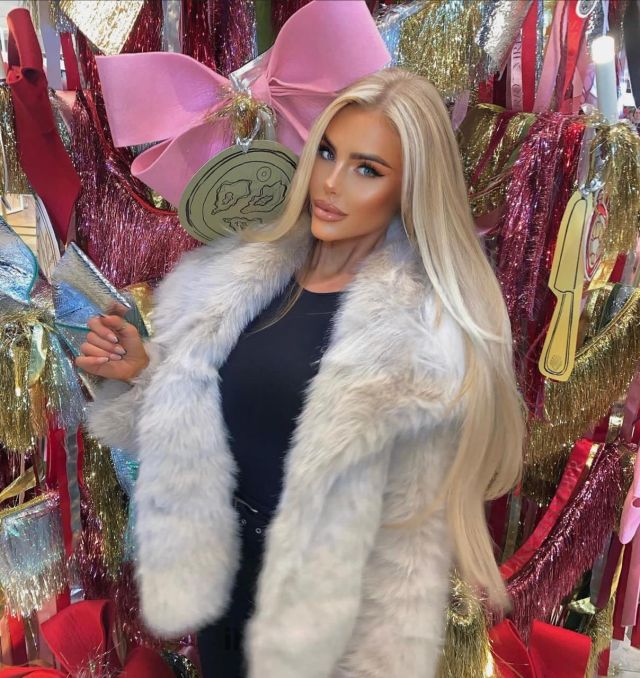 Индивидуалка Санти Фотография 