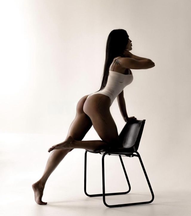 Индивидуалка Люси